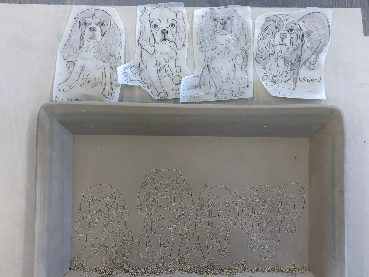 Handmade tra with 4 dogs